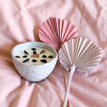 Load image into Gallery viewer, Clarity Crystal Candle