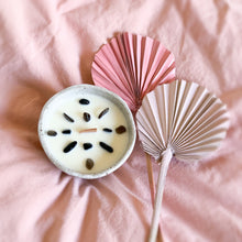 Load image into Gallery viewer, Clarity Crystal Candle