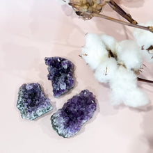 Load image into Gallery viewer, Amethyst Clusters - Large
